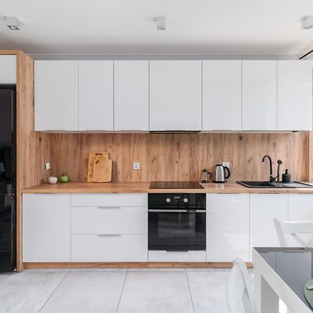 Sloneczny Apartament Monopolis Lodz  Ngoại thất bức ảnh