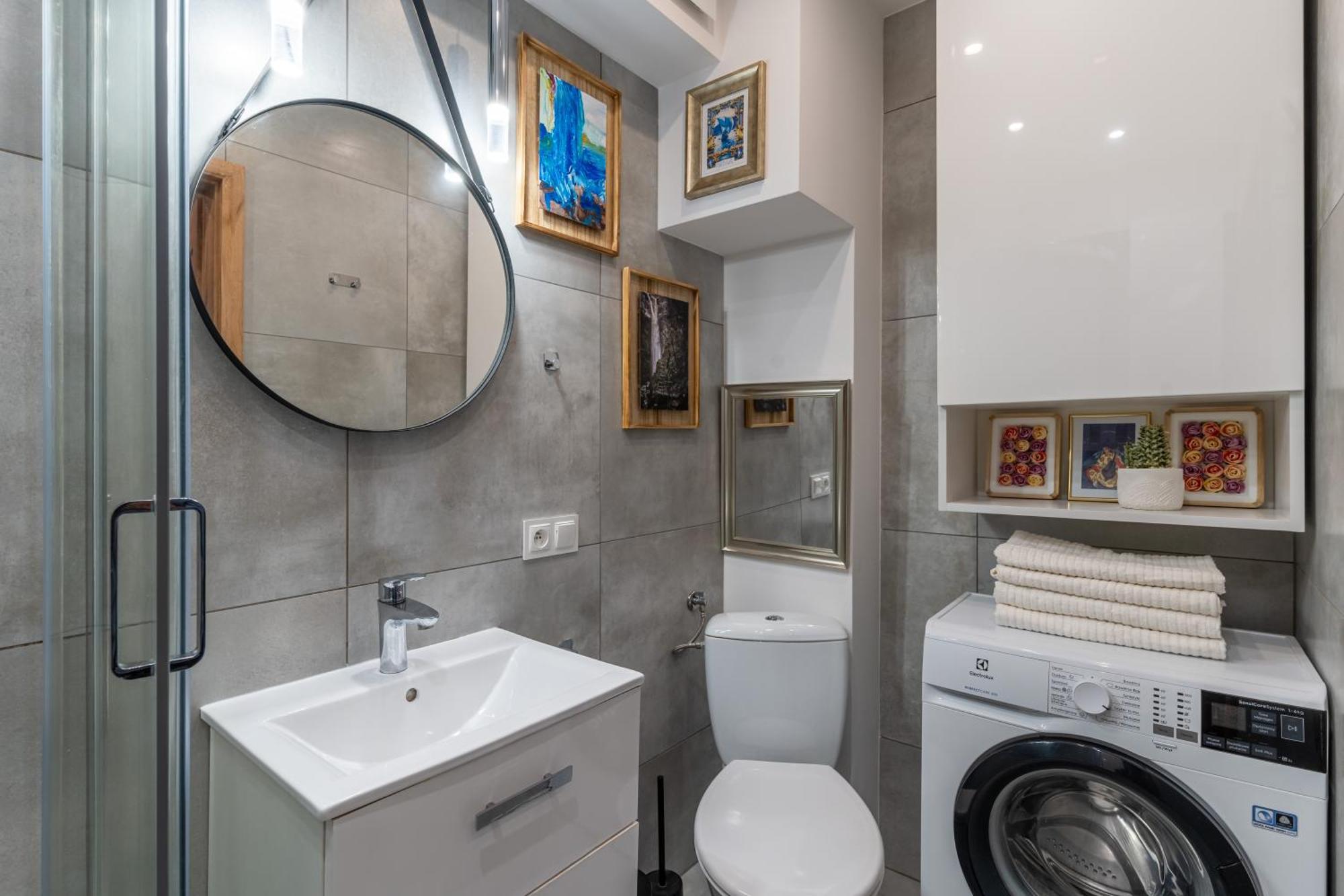 Sloneczny Apartament Monopolis Lodz  Ngoại thất bức ảnh