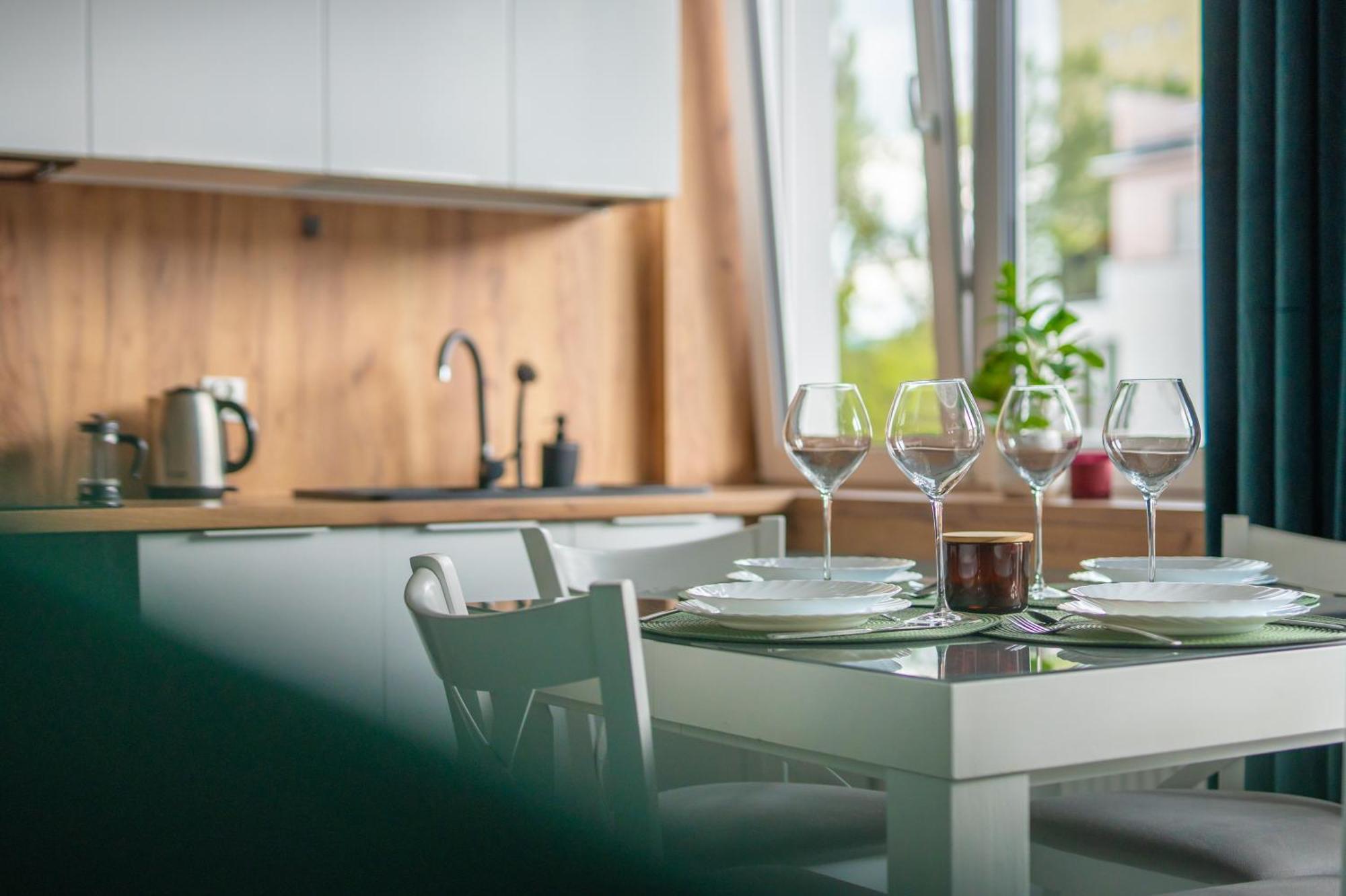 Sloneczny Apartament Monopolis Lodz  Ngoại thất bức ảnh